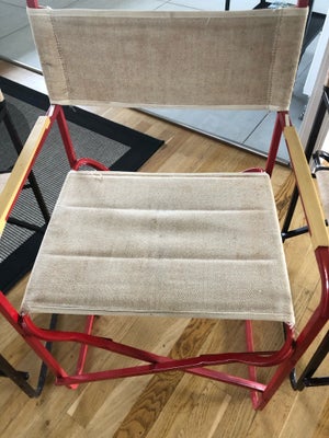 3 klapstole, 2 brune og 1 rød klapstol rigtig retro stole 