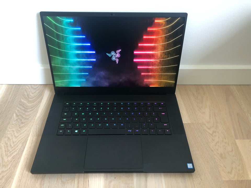 Andet mærke Razer Blade 15, 2.2 / 4.1 GHz, 16 GB ram