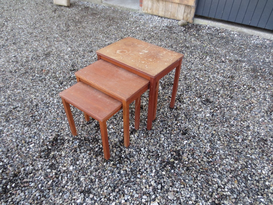 Andre borde, Teak, teaktræ