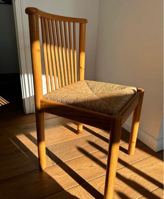 Spisebordsstol, Fyrretræ, flet, Vintage, 10 smukke vintage stole i fyrretræ og flet.
Designer er uke