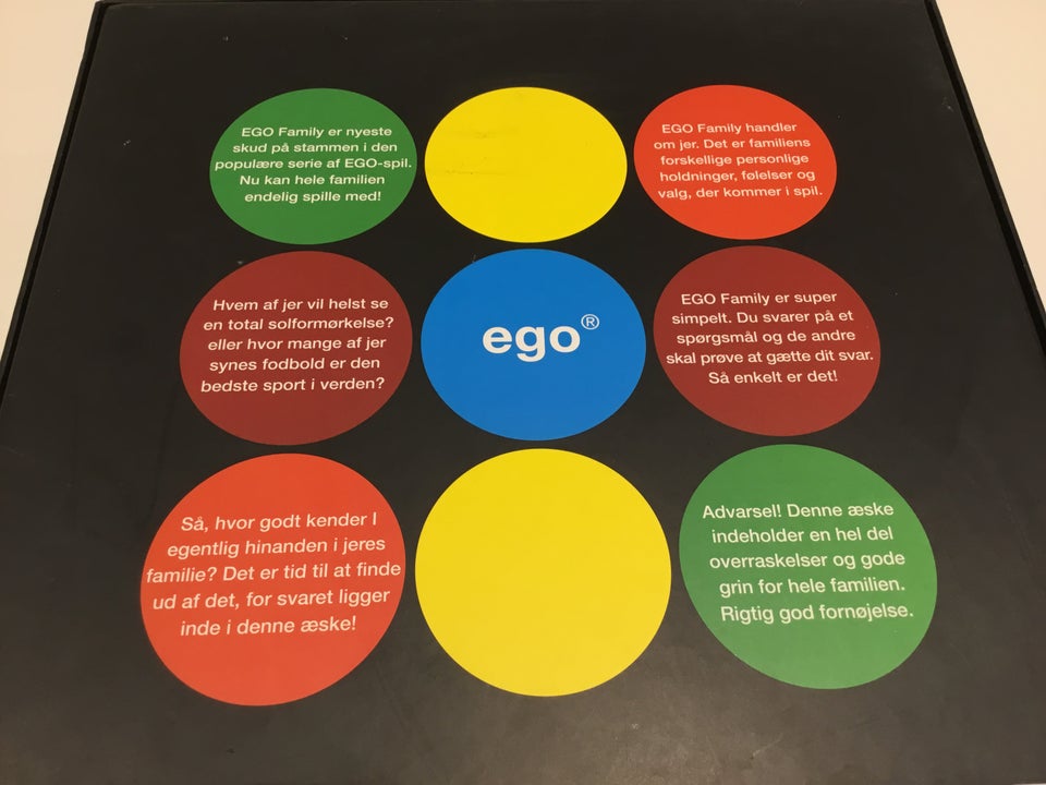 Ego Family , brætspil
