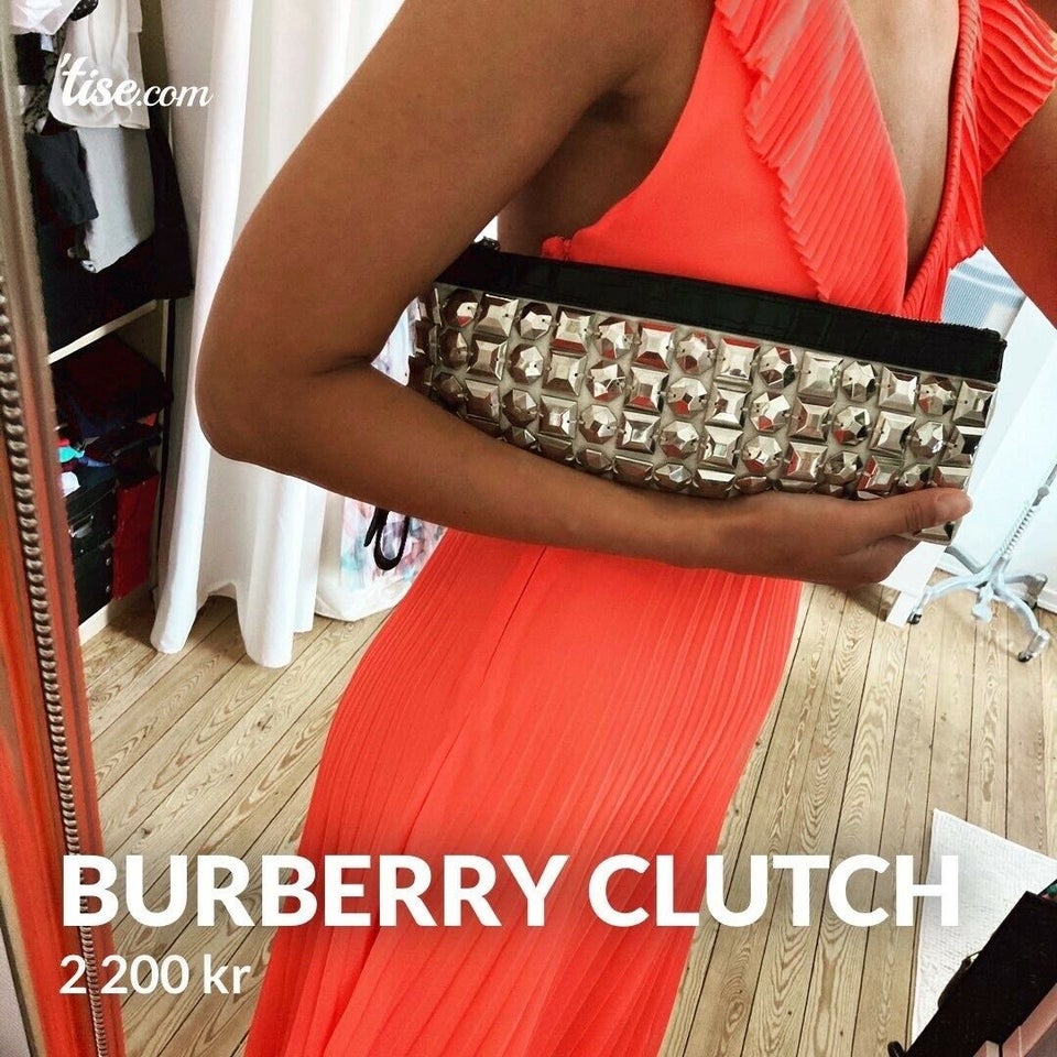 Clutch, Burberry