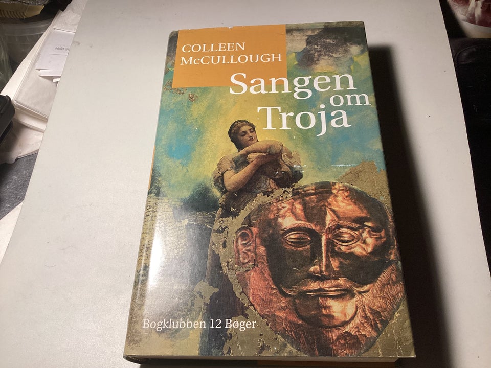 Sangen om Troja , Collien Macullough 125, genre: roman