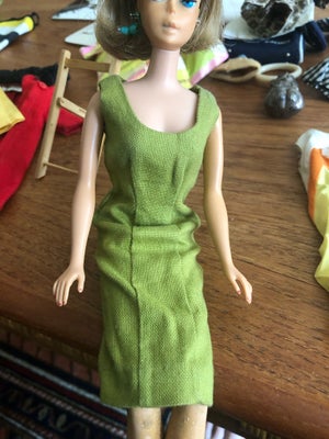 Barbie, Vintage Barbie kjole fra 1965, Poodle Parade Olive dress - totalt fin. 