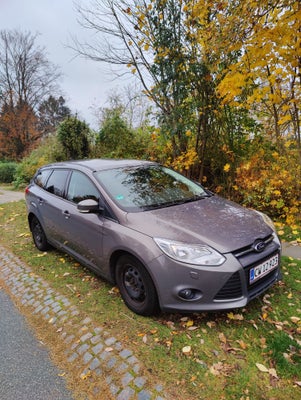 Ford Focus, 1,0 SCTi 100 Titanium stc. ECO, Benzin, 2013, km 167900, brun, træk, nysynet, klimaanlæg