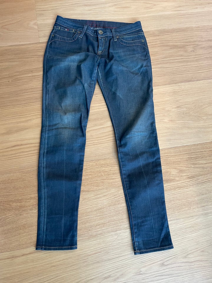 Jeans, Diesel, str. 28