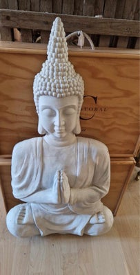 Buddah, Meget stor flot buddah med patina sælges.
Kan hænge eller stå op af noget.
Højde: 79 cm
Bred