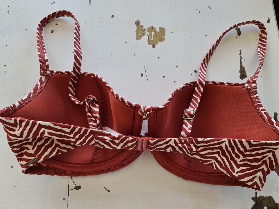 Badetøj, Haizea Balconette Bikini Top change lingerie,