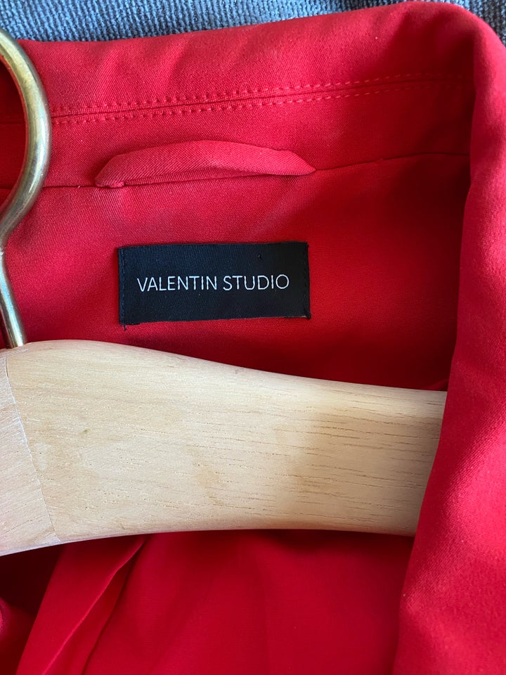 Blazer, str. 42, Valentin Studio