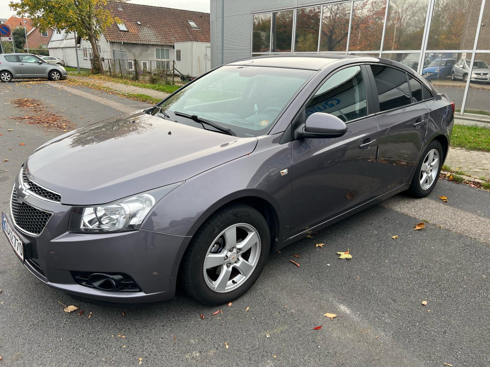 Super flot og vedligeholdt Chevrolet Cruze 1,8LS