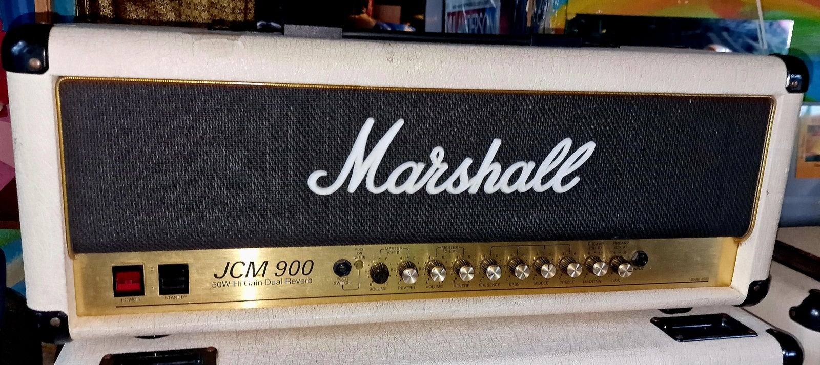 Marshall amplifier med 2 sæt højttaler