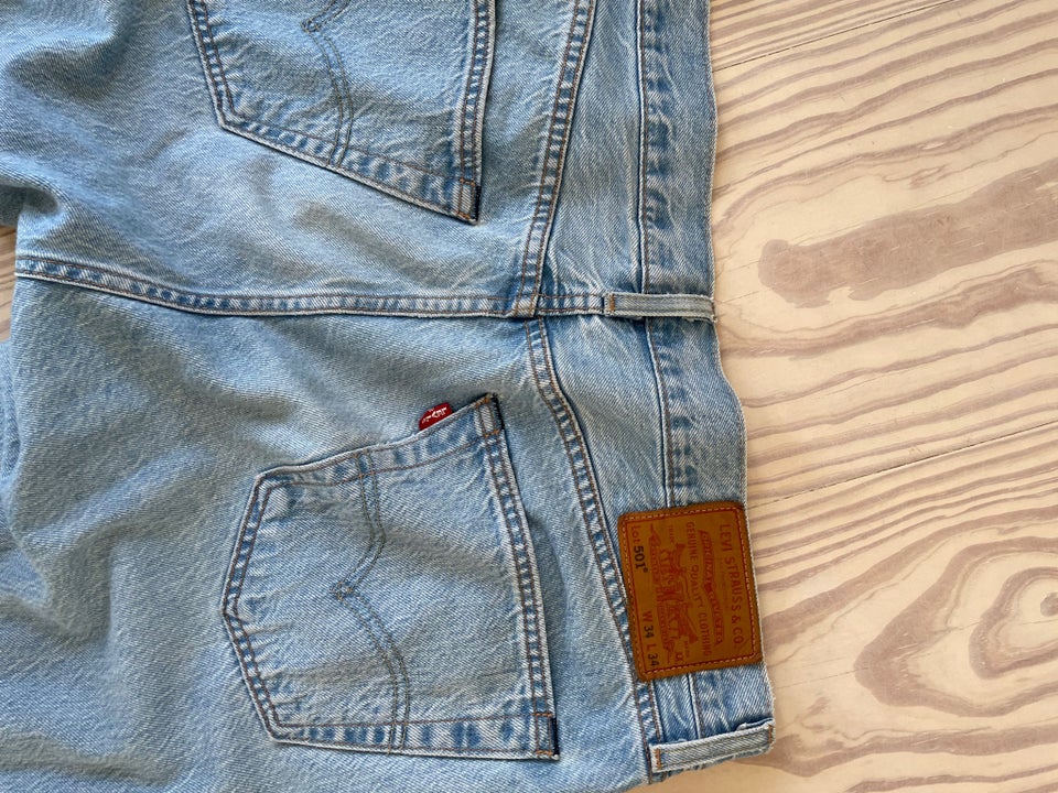 Jeans, Levi’s 501, str. 34