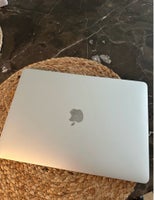 MacBook Pro, God