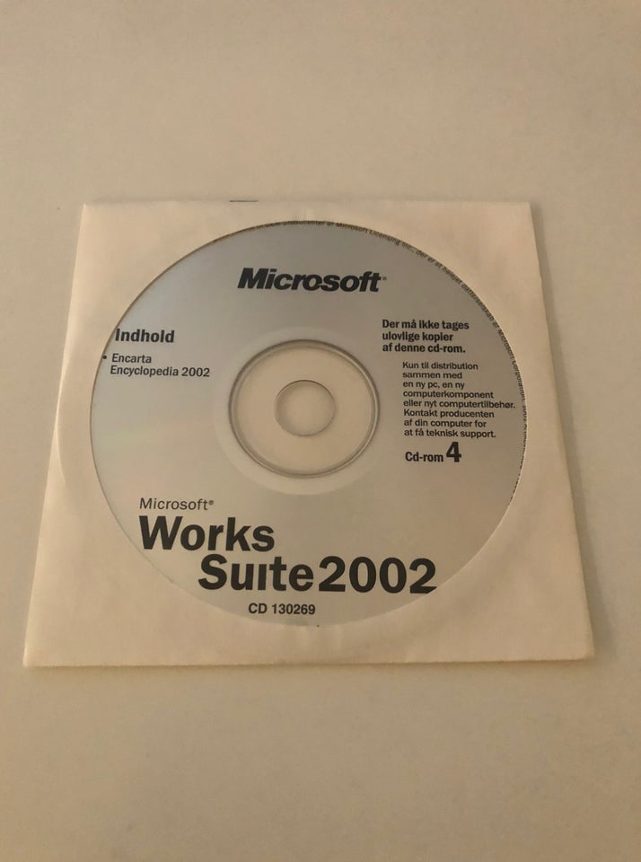 Microsoft Works Suite 2002, software