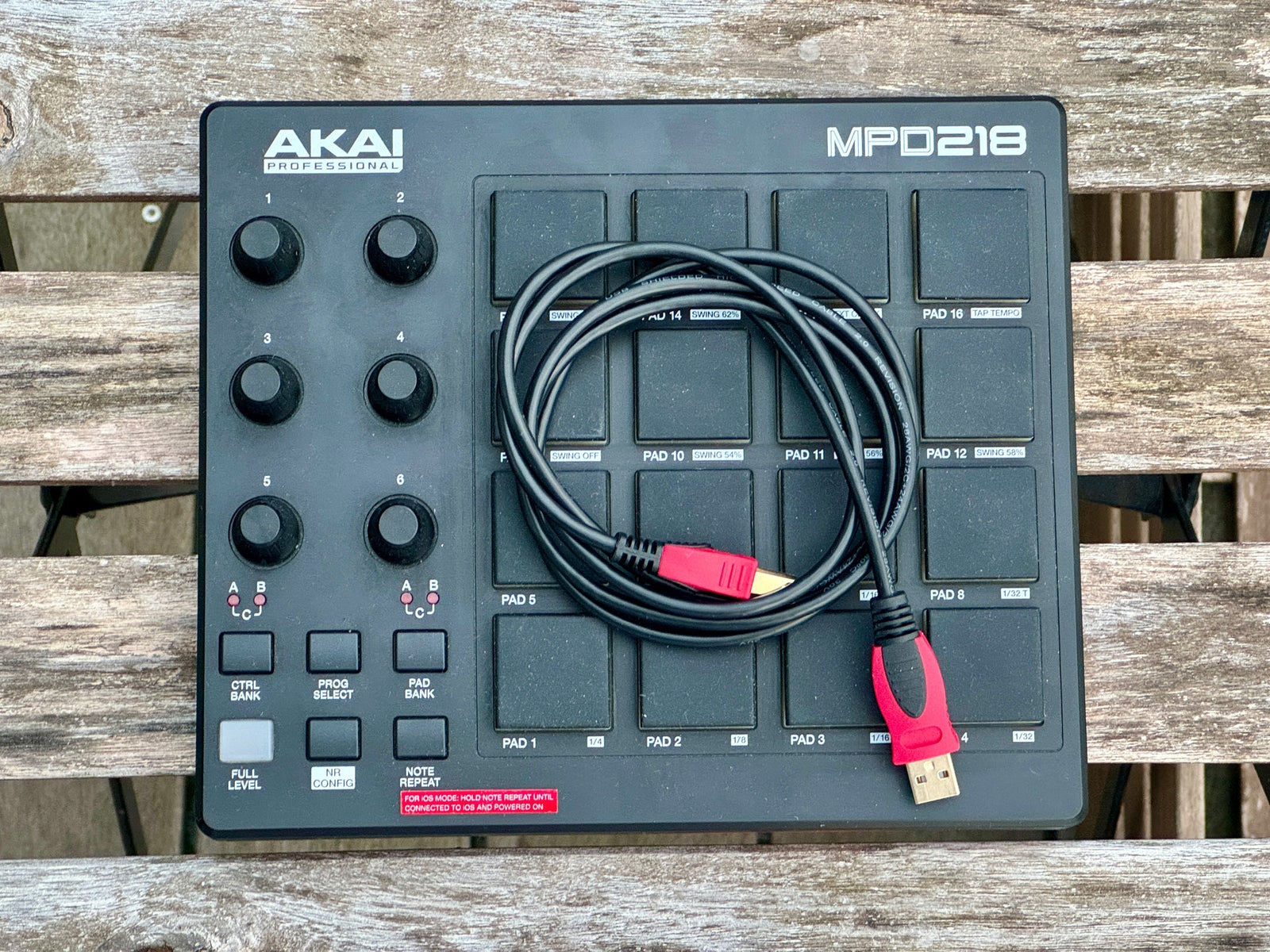 MIDI Controller, AKAI Professional MPD218