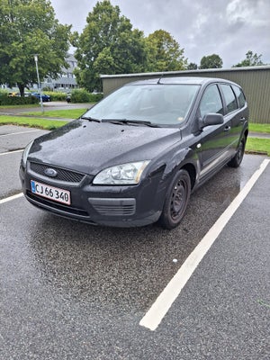 Ford Focus, 1,6 Ambiente 100 stc., Benzin, 2006, km 350000, sort, træk, nysynet, aircondition, ABS, 