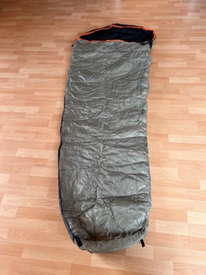 Sovepose, Denne sovepose fra mærket North Field er kun blevet brugt en enkelt gang. 

Hvis der er sp