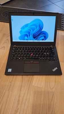 Lenovo X260, 2.40 GHz, 16 GB ram, 256 GB harddisk, Lenovo ThinkPad X260. Almindelige brugsspor.
Lill