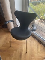 Arne Jacobsen, 3207, Spisebord stol