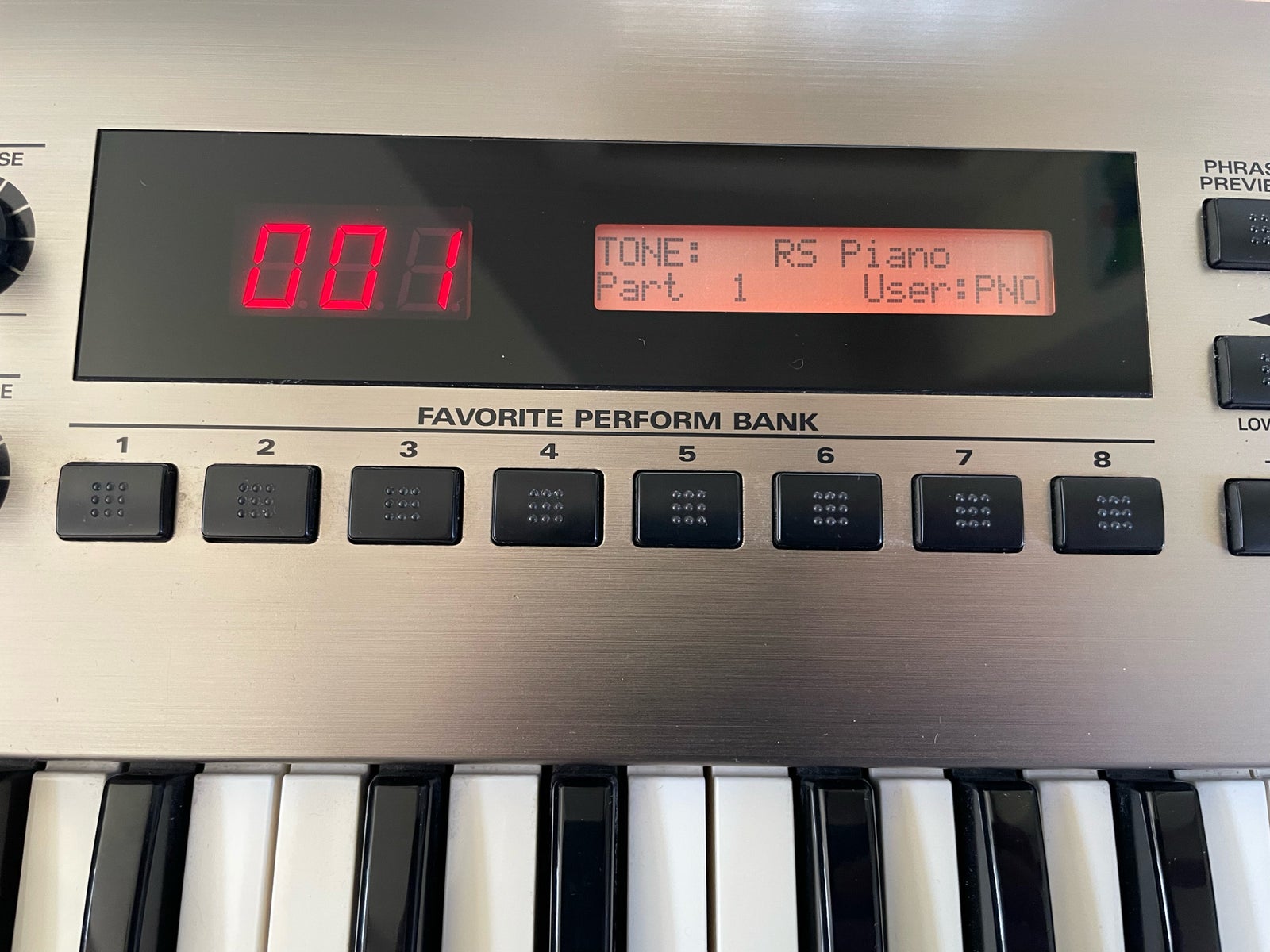 Synthesizer, Roland RS-5