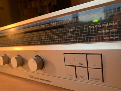 Forstærker, Philips, F5130, 34 W, Sjælden og charmenrende FM-AM receiver fra 84 med cd/tv-, tap-, og