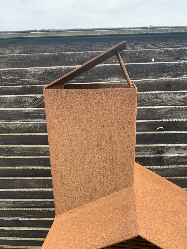 Andet, Corten