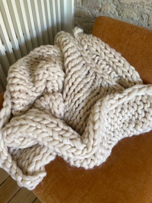 Plaid, Uld / akryluld, b: 127 l: 152, Chunky knit blanket / tæppe 

Cozy chunky blanket from the US 