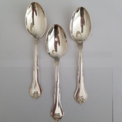 Sølvtøj, Spise-/suppeske i sølvplet, Ukendt, Gamle sølvplet spise- eller suppeskeer, 20 cm. Flot sta