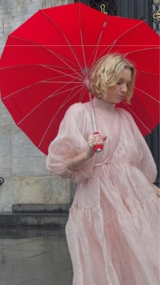 Paraply, MAGASIN, Superflot hjerteformet paraply i rød.
HELT NY OG UBRUGT

Sælges for 85 kr.


SENDE