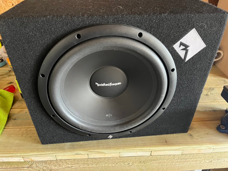 Rockford fosgate r1 12 best sale inch sub