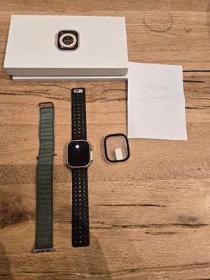 Herreur, Apple, watch Ultra 49mm. sælges med ekstre rem.
købt den 22/11/22. er maks brugt 10 gang. i