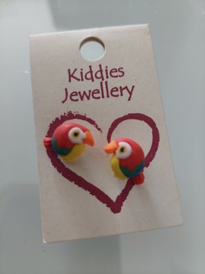 Øreringe, andet materiale, Kiddies Jewellery, 2 små søde røde araer stikker.
De har aldrig været bru