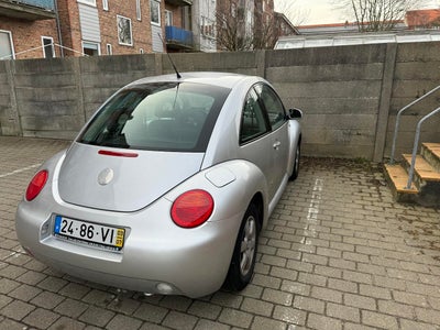 VW NEW Beetle 