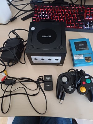 Nintendo Gamecube, God, Nintendo GameCube konsol med alt man skal bruge for at komme i gang!

- Kons