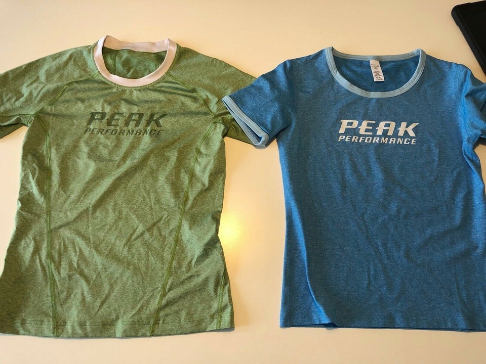 T-shirt, Peak performance , str. 40