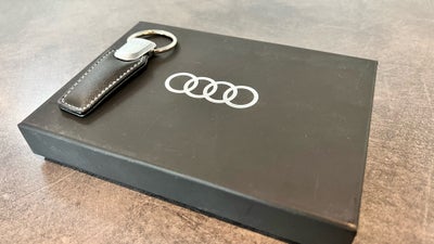 Andet styling, Audi nøglering , Audi gaveæske, Helt ny Audi nøglering inkl. Audi gaveæske til 2 stk.