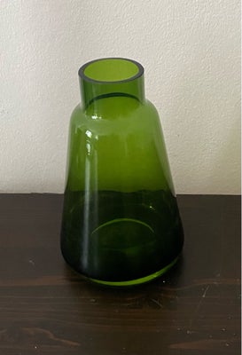 Glas vase,  Bolia, Grøn glas vase højde 23 cm