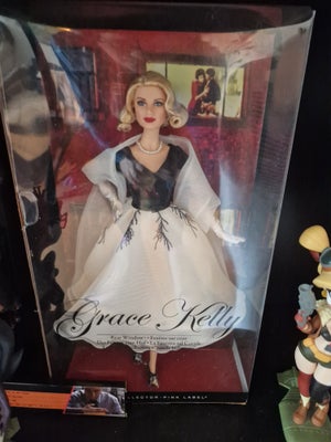 Dukker, Barbie Grace kelly, Rigtig smuk Barbie som Grace kelly fra Alfred Hitchcocks Rear window. 

