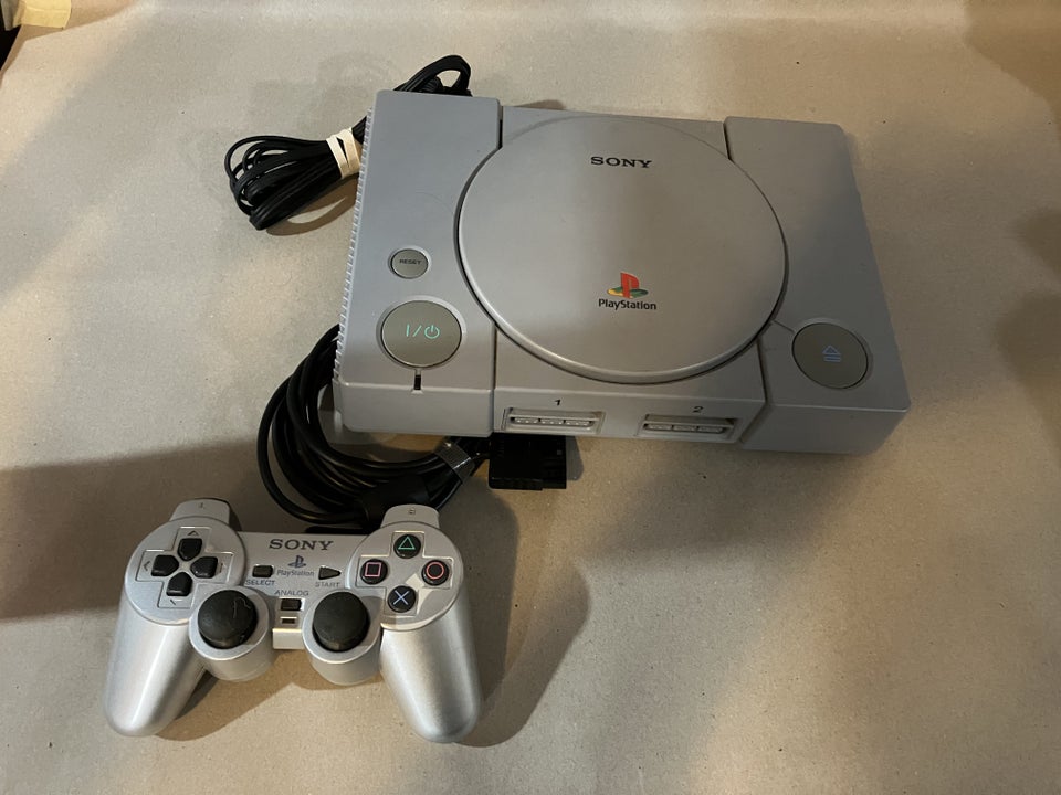 Playstation 1, God