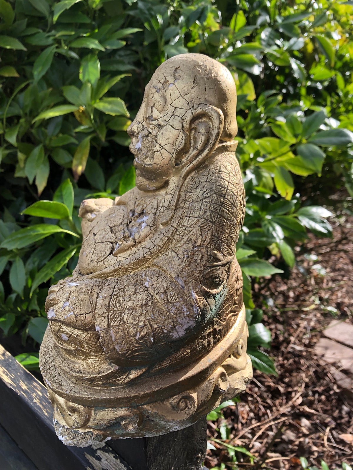 3 kg Stor skøn gammel Buddha, Vintage- gips/Guldbemalet