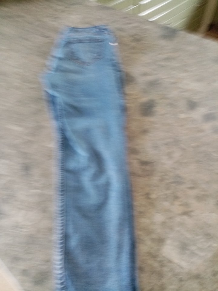 Jeans, Cost-bart, str. 26