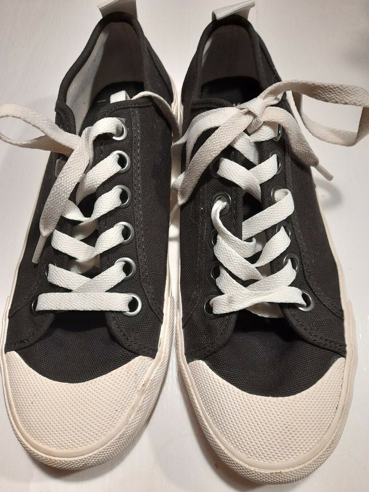 Sneakers, H&M, str. 41