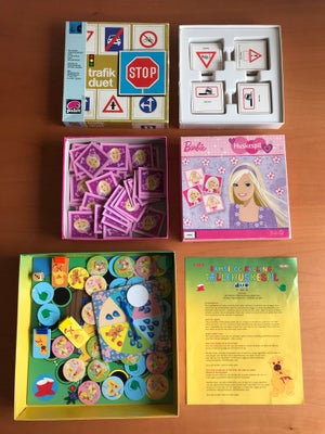 6 sæt memory, huskespil, 
Sælges for 15 kr. pr. styk

Trafikduet (2 x 36 brikker)
Barbie (2 x 27 bri