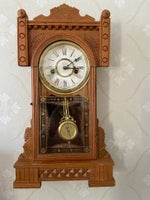 Vægur, Waterbury Clock