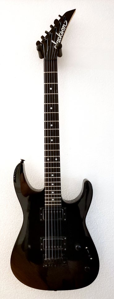 Jackson JS Series Dinky JS11 with EMG JH "HET" Set