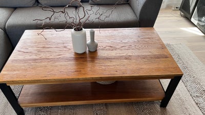 Sofabord, Ukendt, egetræ, b: 70 l: 135 h: 45, Solide stålben. Bordet er i god stand. Er ret tungt, o
