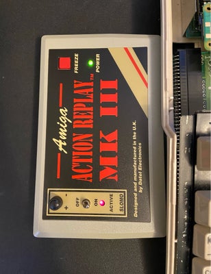 Action Replay MKIII, Amiga 500, Lækkert Action Replay MKIII Freezer Cartridge til Amiga 500 fra min 