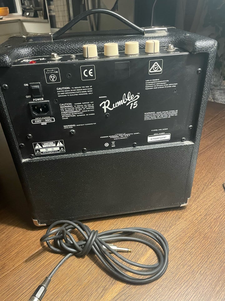 Guitaramplifier, Fender Rumble 15, 15 W