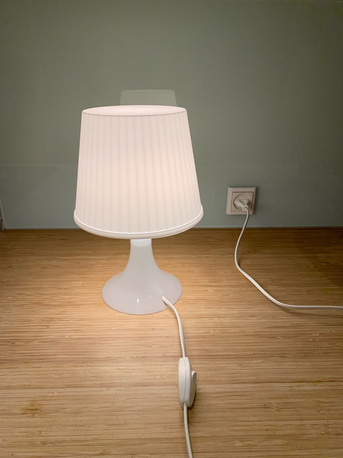 Lampe, IKEA LAMPAN