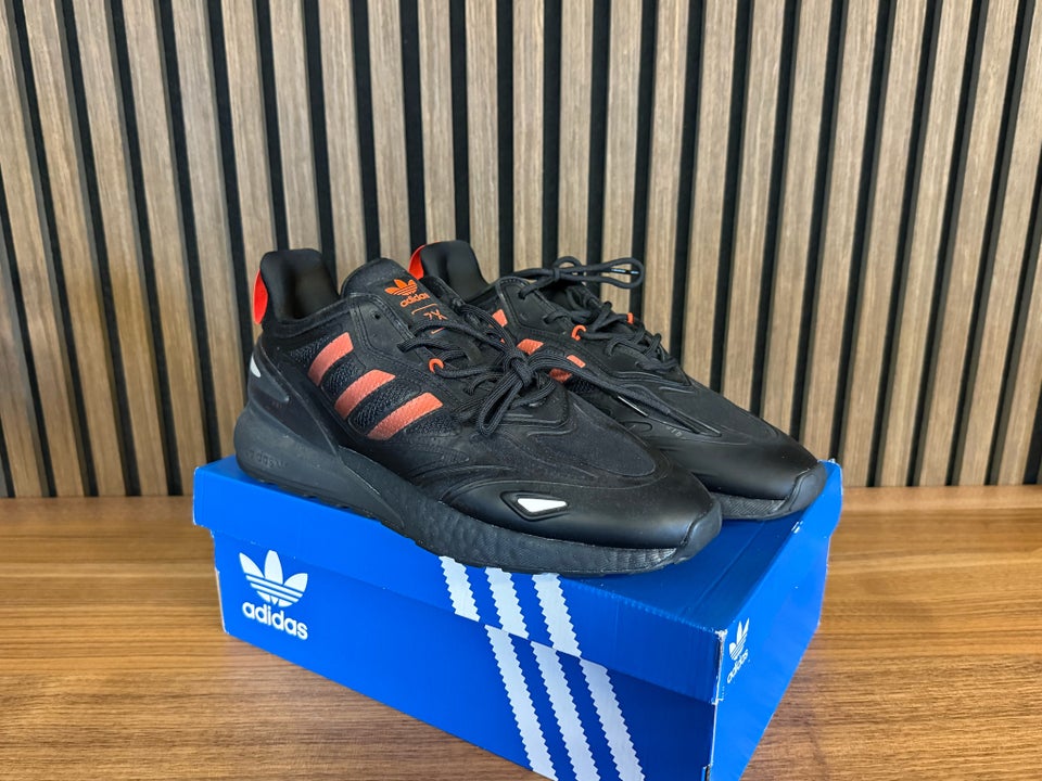 Sneakers, Adidas, str. 45